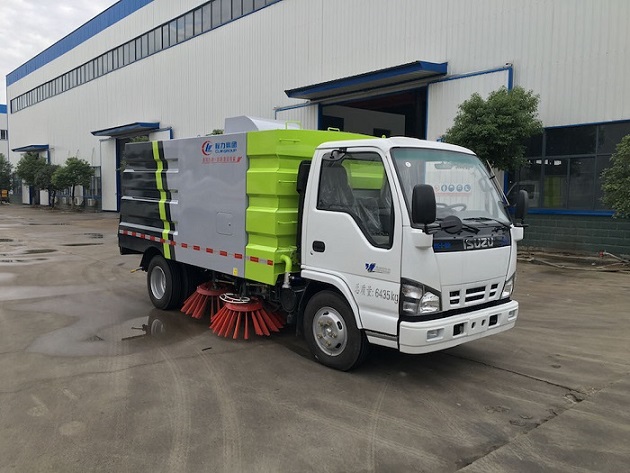 xe-quet-rac-isuzu-5-khoi-1-1-4