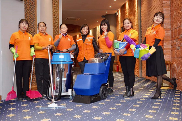 Đội ngũ Giám sát - Nhân viên vệ sinh chuyên nghiệp